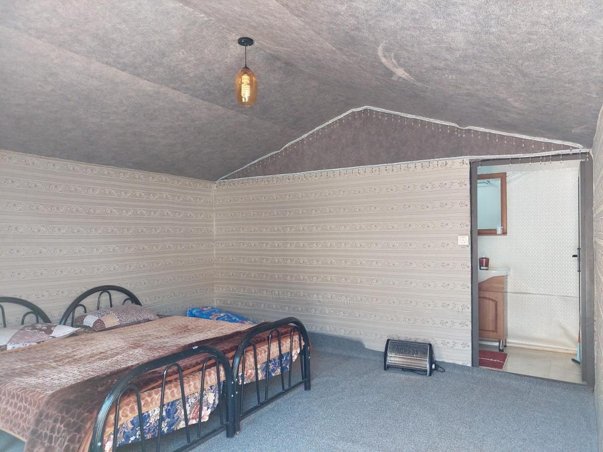 Wadi Rum Oryx Hostel & Tours Esterno foto