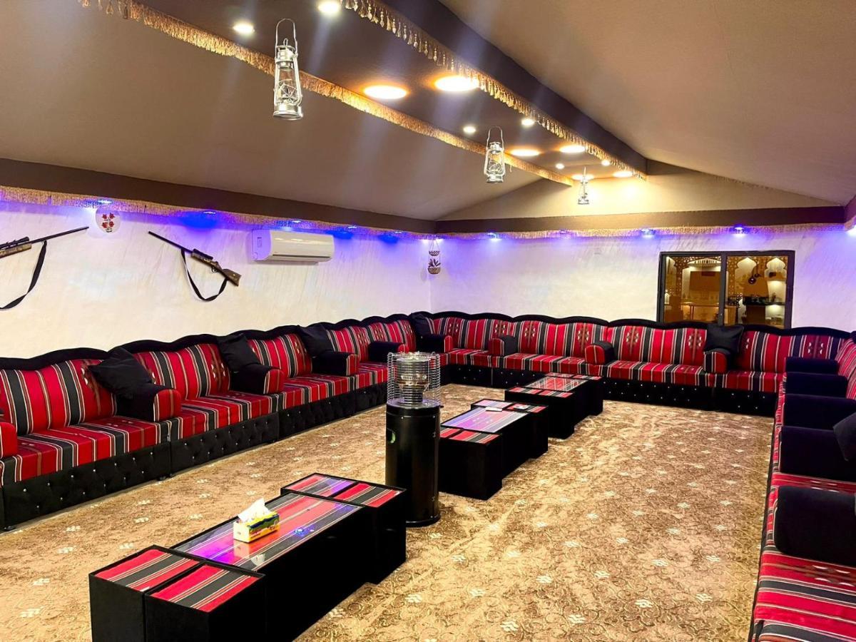 Wadi Rum Oryx Hostel & Tours Esterno foto