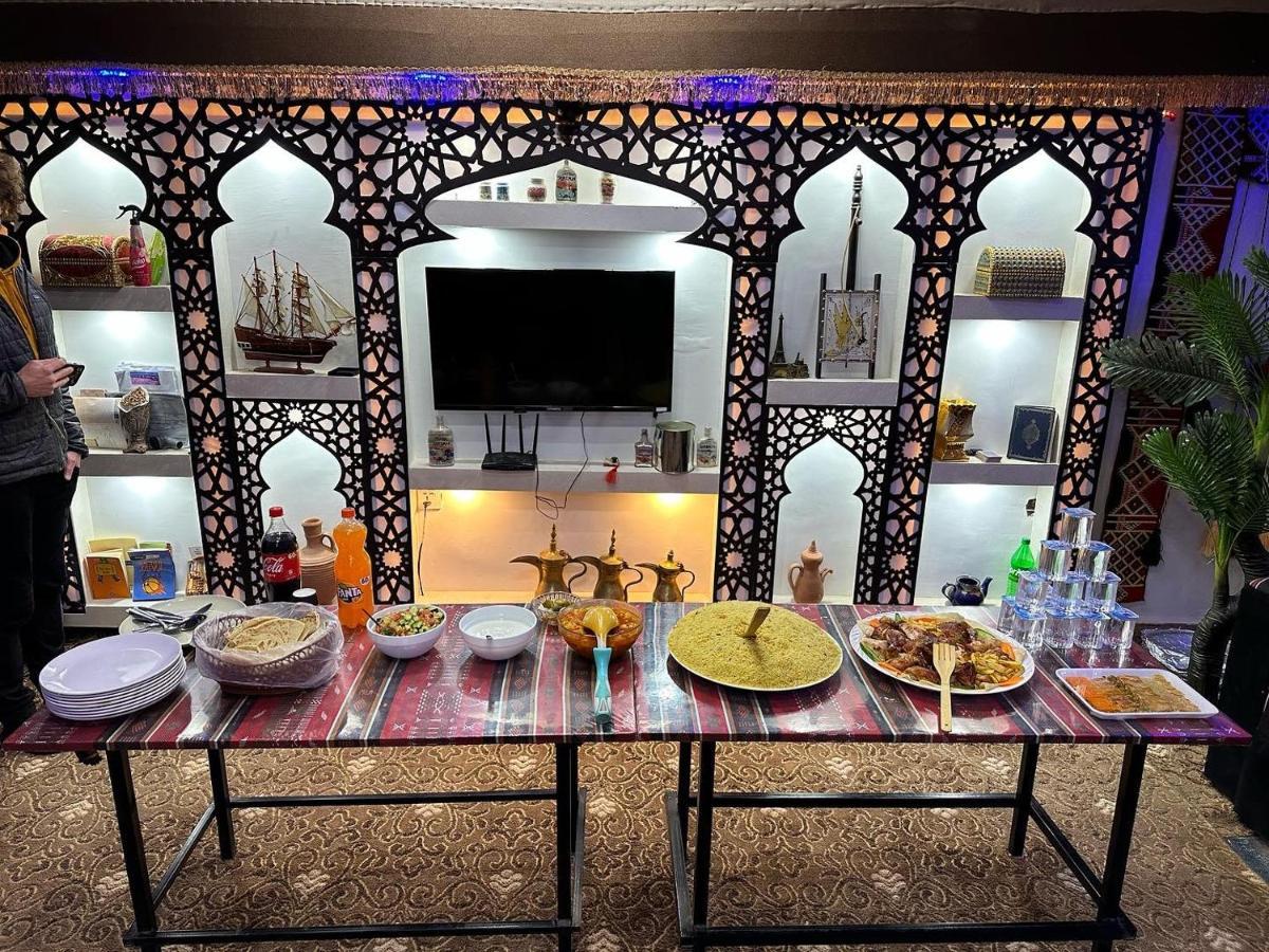 Wadi Rum Oryx Hostel & Tours Esterno foto